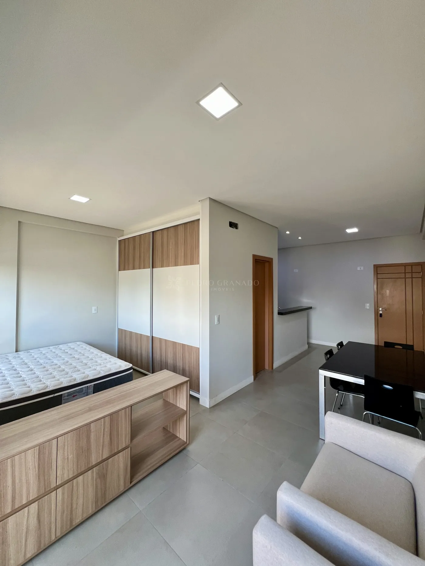 Apartamento para alugar em Zona 01, Maringá — Portal Chave Fácil