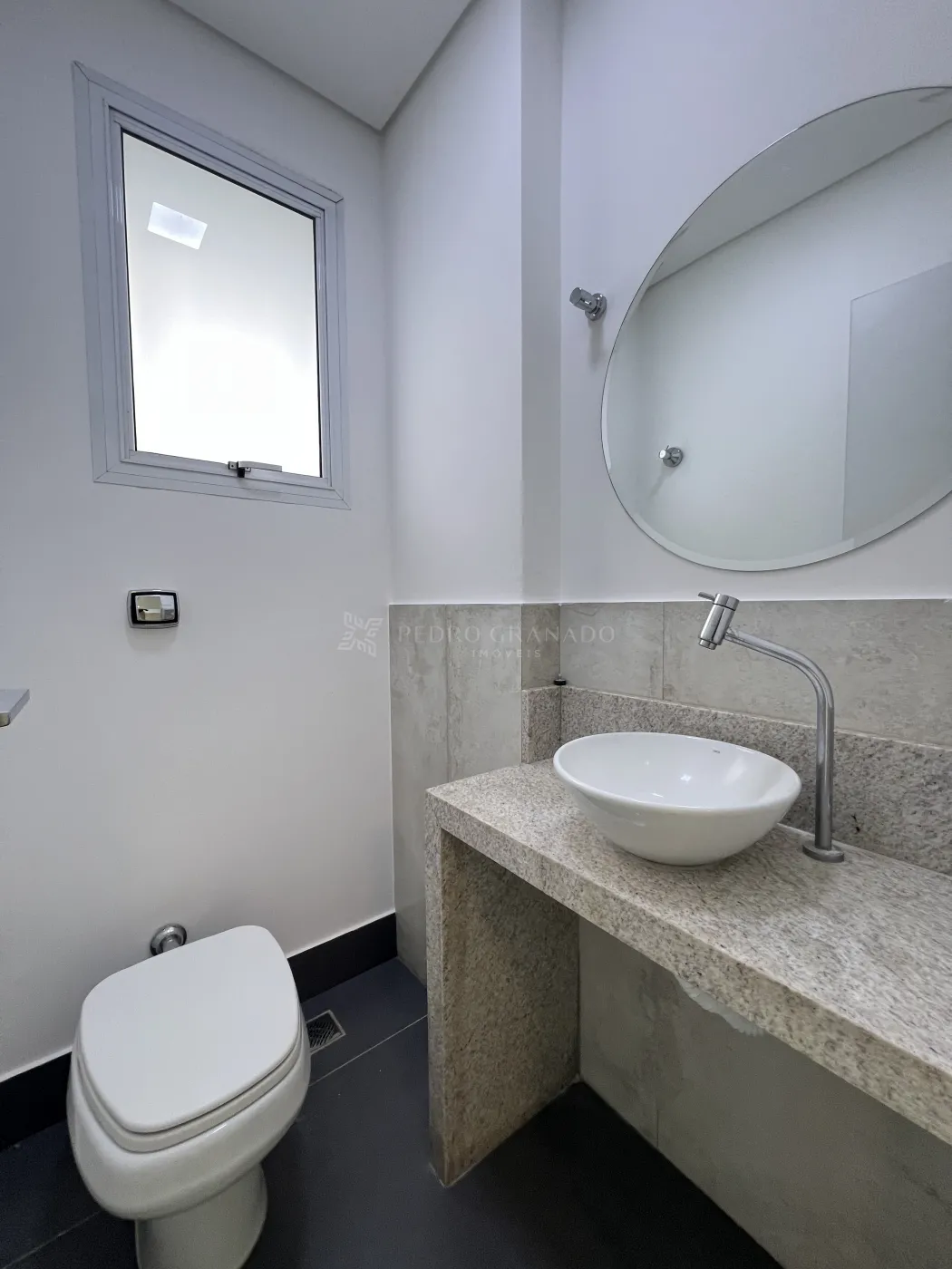 Apartamento para alugar em Zona 01, Maringá — Portal Chave Fácil