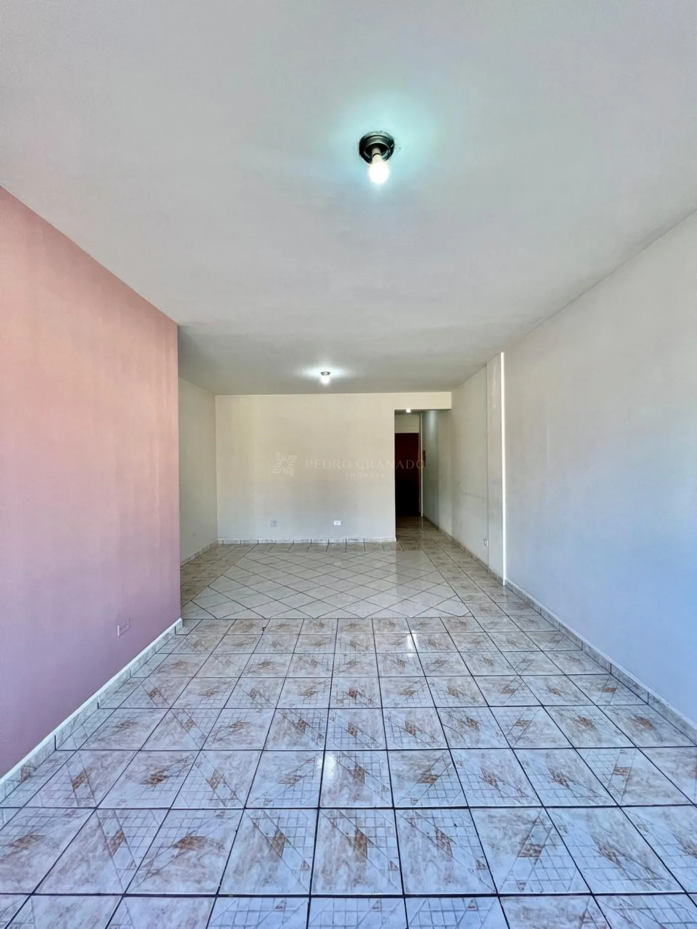 Apartamento para alugar em Zona 04, Maringá — Portal Chave Fácil