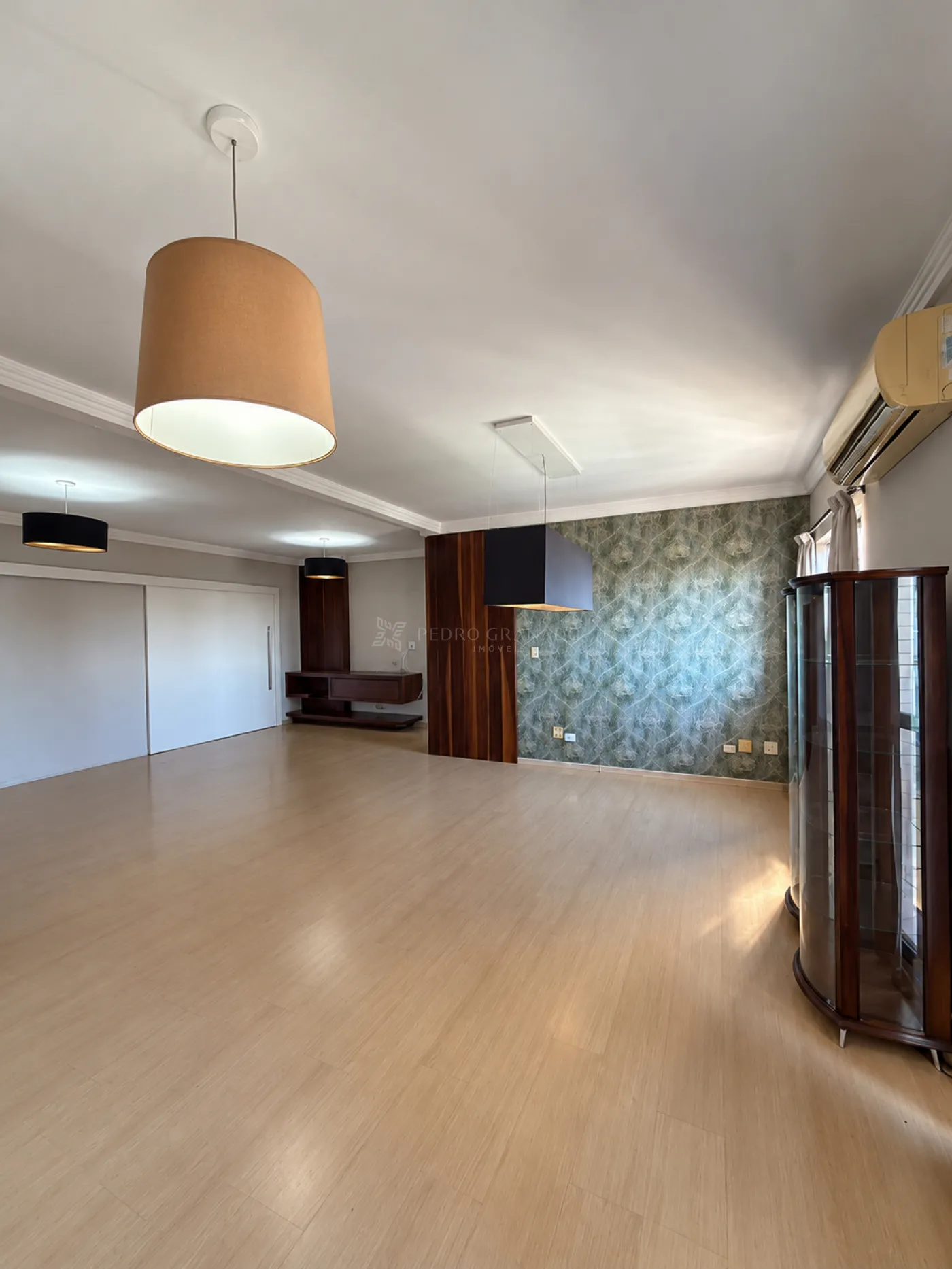 Apartamento para alugar em Zona 01, Maringá — Portal Chave Fácil