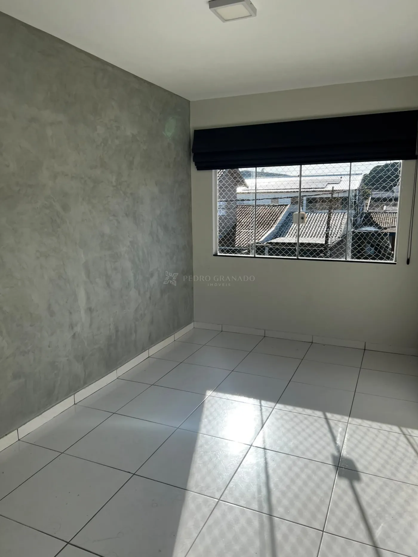 Apartamento para alugar em Parque Residencial Aeroporto, Maringá — Portal Chave Fácil