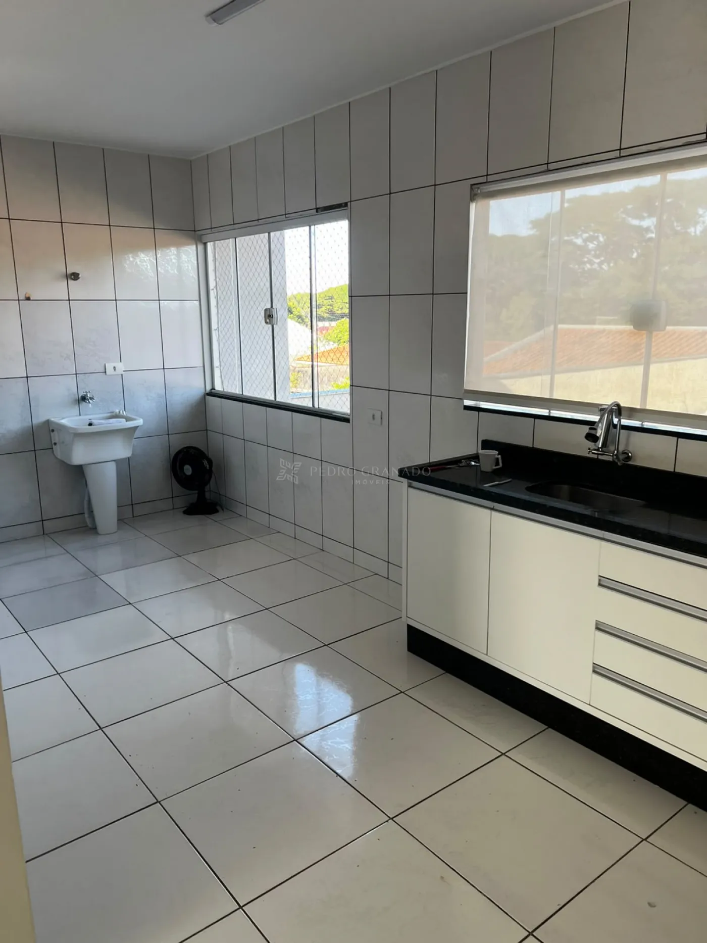 Apartamento para alugar em Parque Residencial Aeroporto, Maringá — Portal Chave Fácil