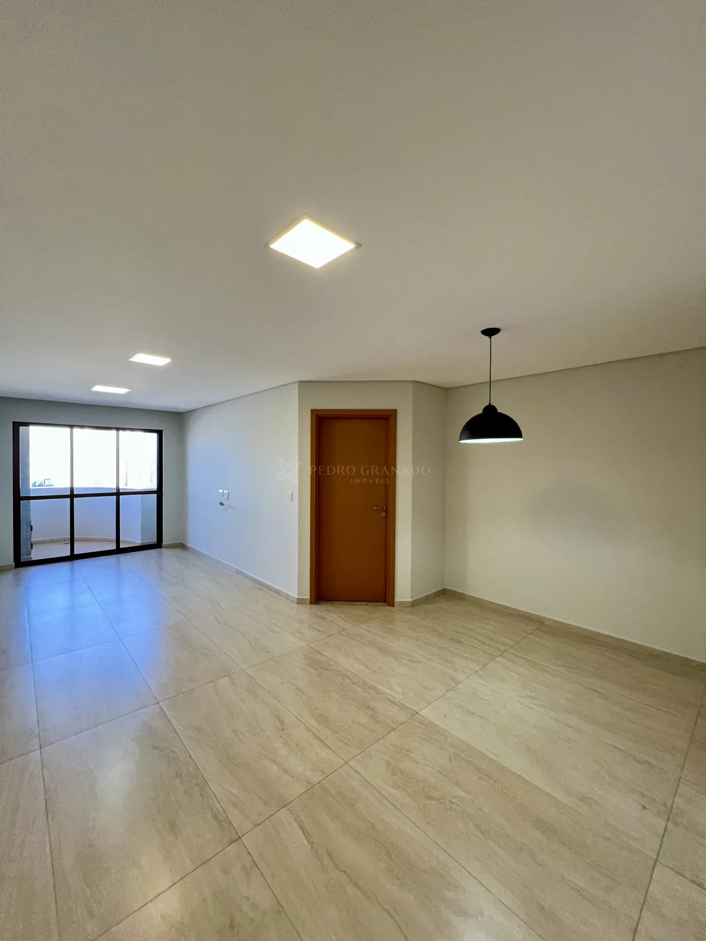 Apartamento para alugar em Zona 01, Maringá — Portal Chave Fácil