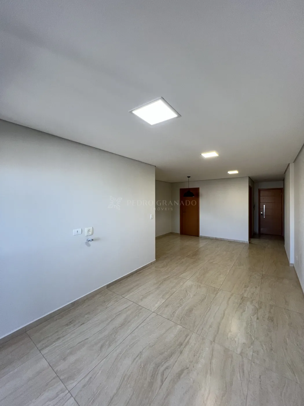 Apartamento para alugar em Zona 01, Maringá — Portal Chave Fácil