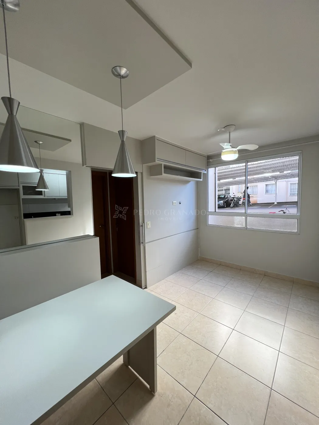 Apartamento para alugar em Jardim Das Estações, Maringá — Portal Chave Fácil