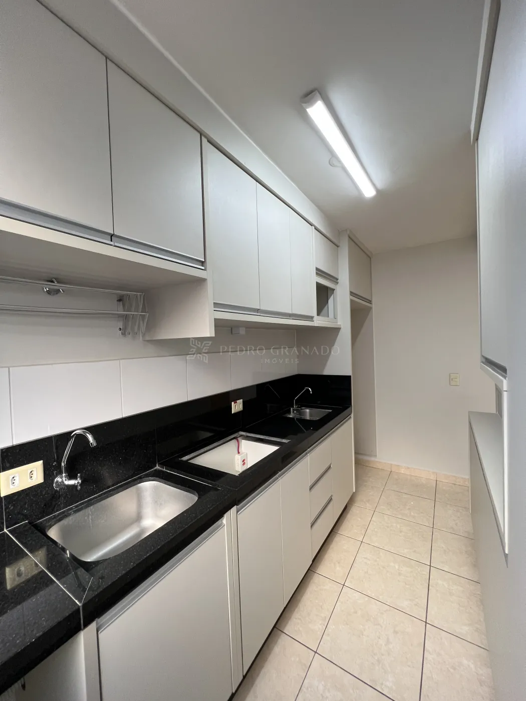 Apartamento para alugar em Jardim Das Estações, Maringá — Portal Chave Fácil