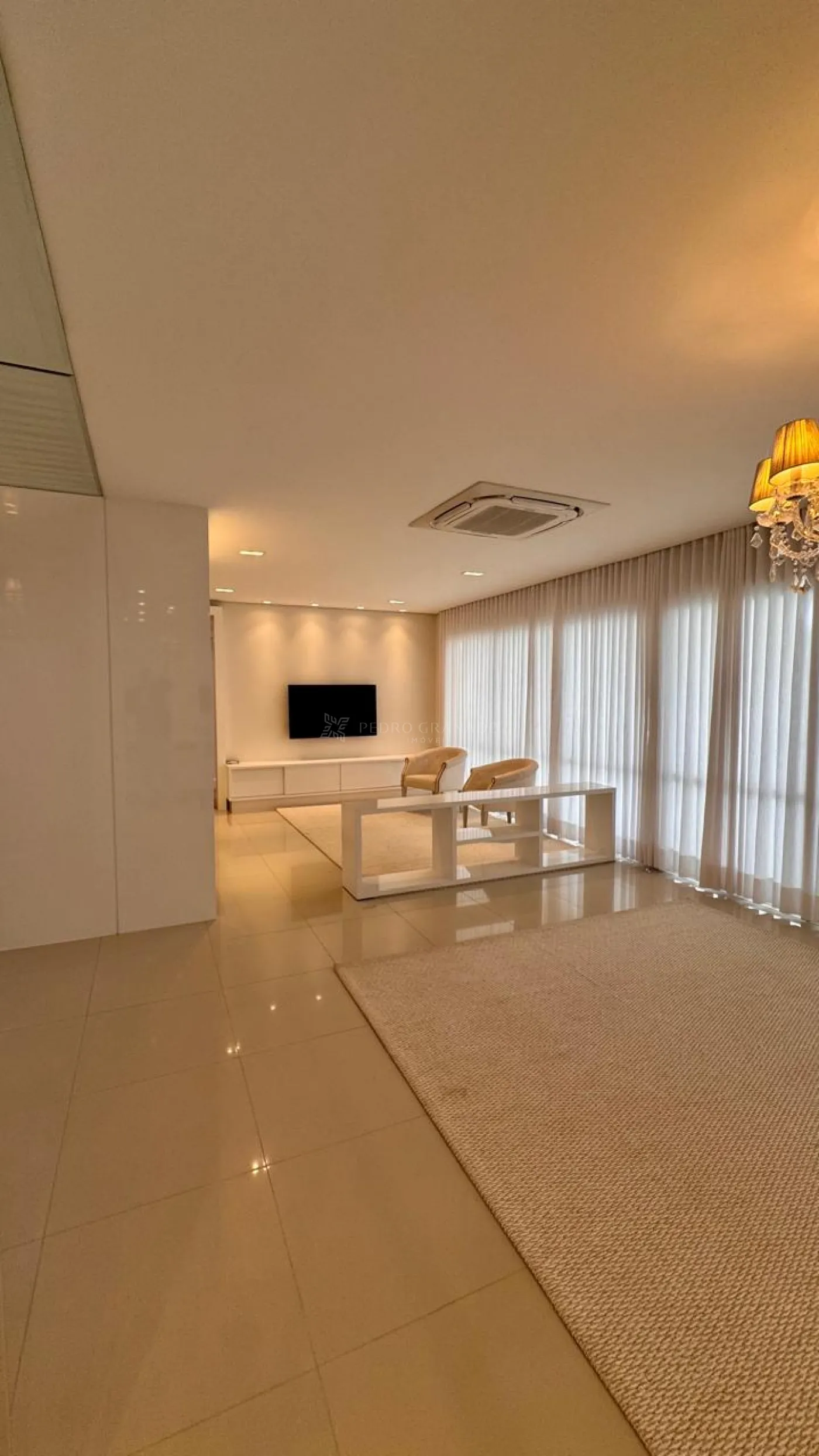 Apartamento para alugar em Jardim Aclimacao, Maringá — Portal Chave Fácil