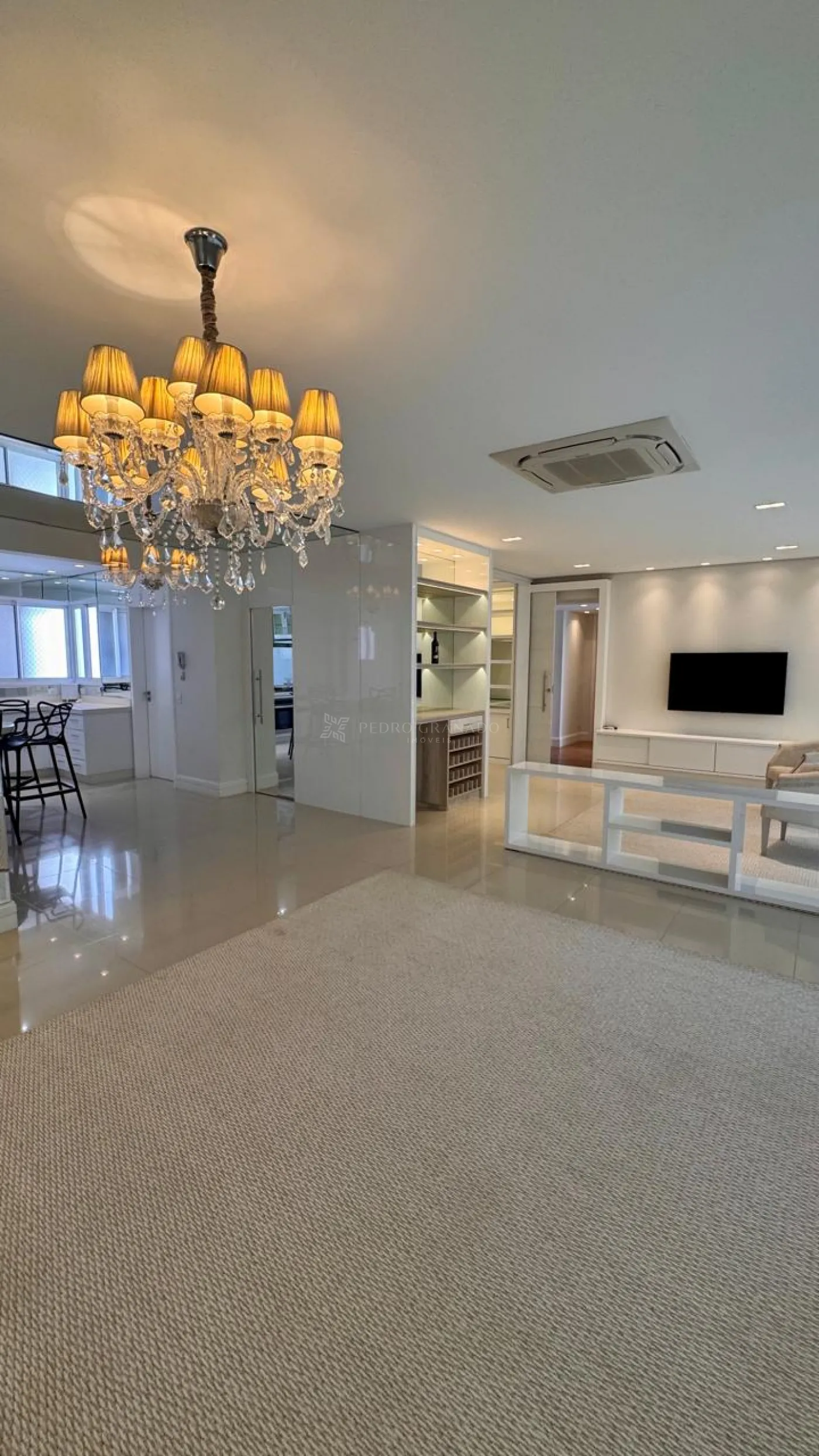 Apartamento para alugar em Jardim Aclimacao, Maringá — Portal Chave Fácil