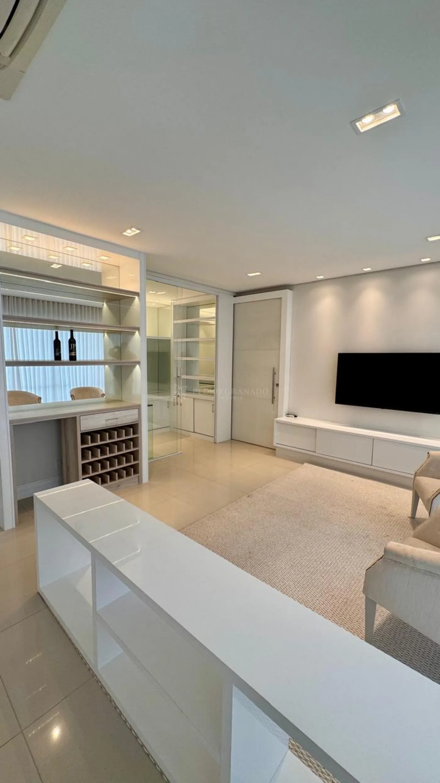 Apartamento para alugar em Jardim Aclimacao, Maringá — Portal Chave Fácil