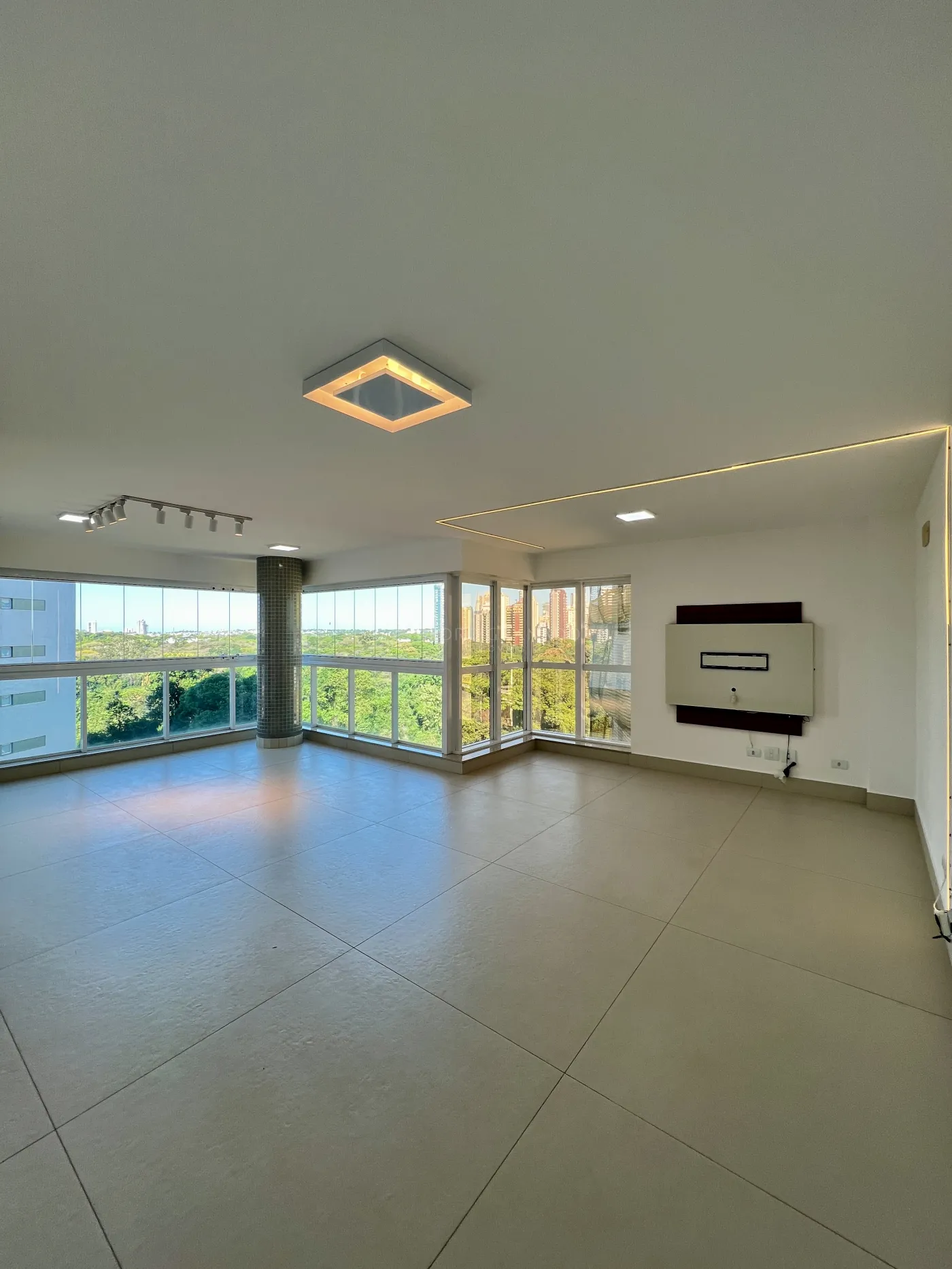 Apartamento para alugar em Zona 03, Maringá — Portal Chave Fácil
