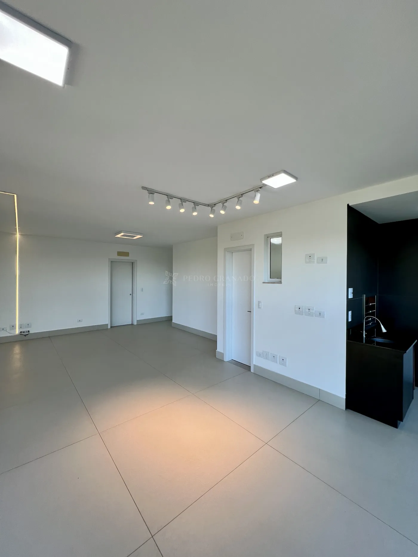 Apartamento para alugar em Zona 03, Maringá — Portal Chave Fácil