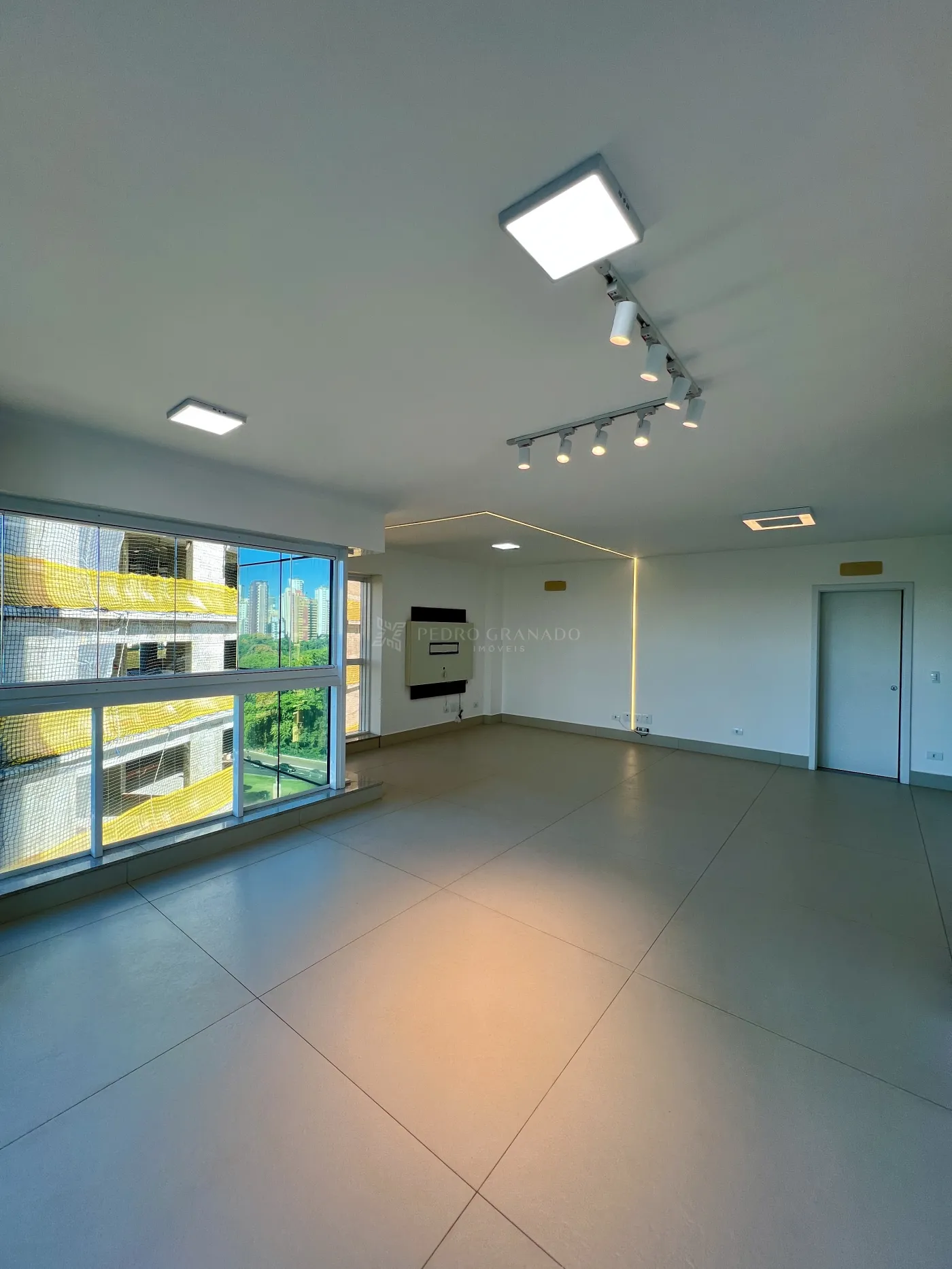Apartamento para alugar em Zona 03, Maringá — Portal Chave Fácil
