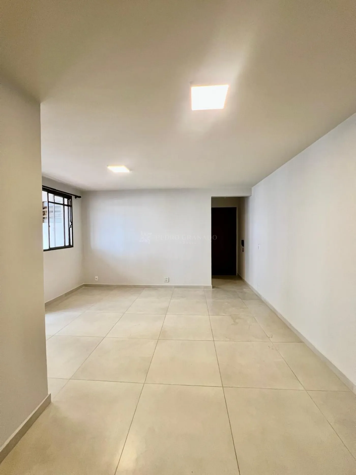Apartamento para alugar em Zona 03, Maringá — Portal Chave Fácil