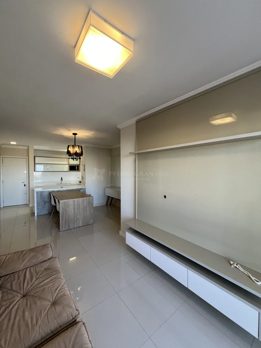 Apartamento para alugar em Zona 07, Maringá — Portal Chave Fácil