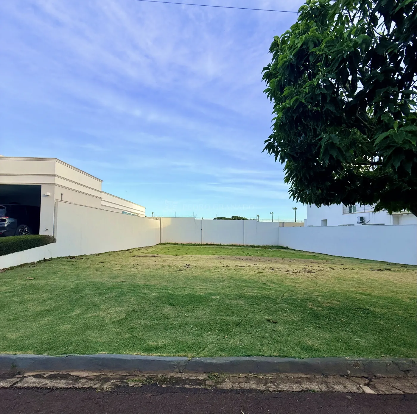 Terreno/Área à venda em Conjunto Habitacional Inocente Vila Nova Júnior, Maringá — Portal Chave Fácil
