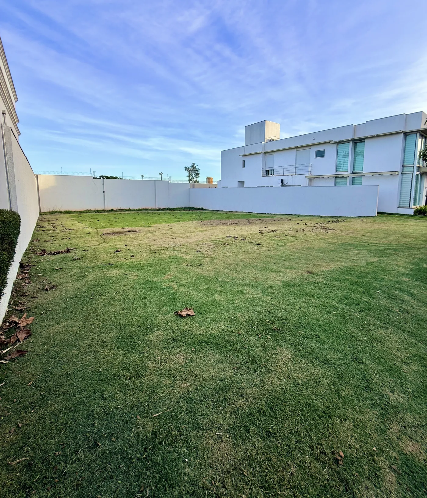 Terreno/Área à venda em Conjunto Habitacional Inocente Vila Nova Júnior, Maringá — Portal Chave Fácil