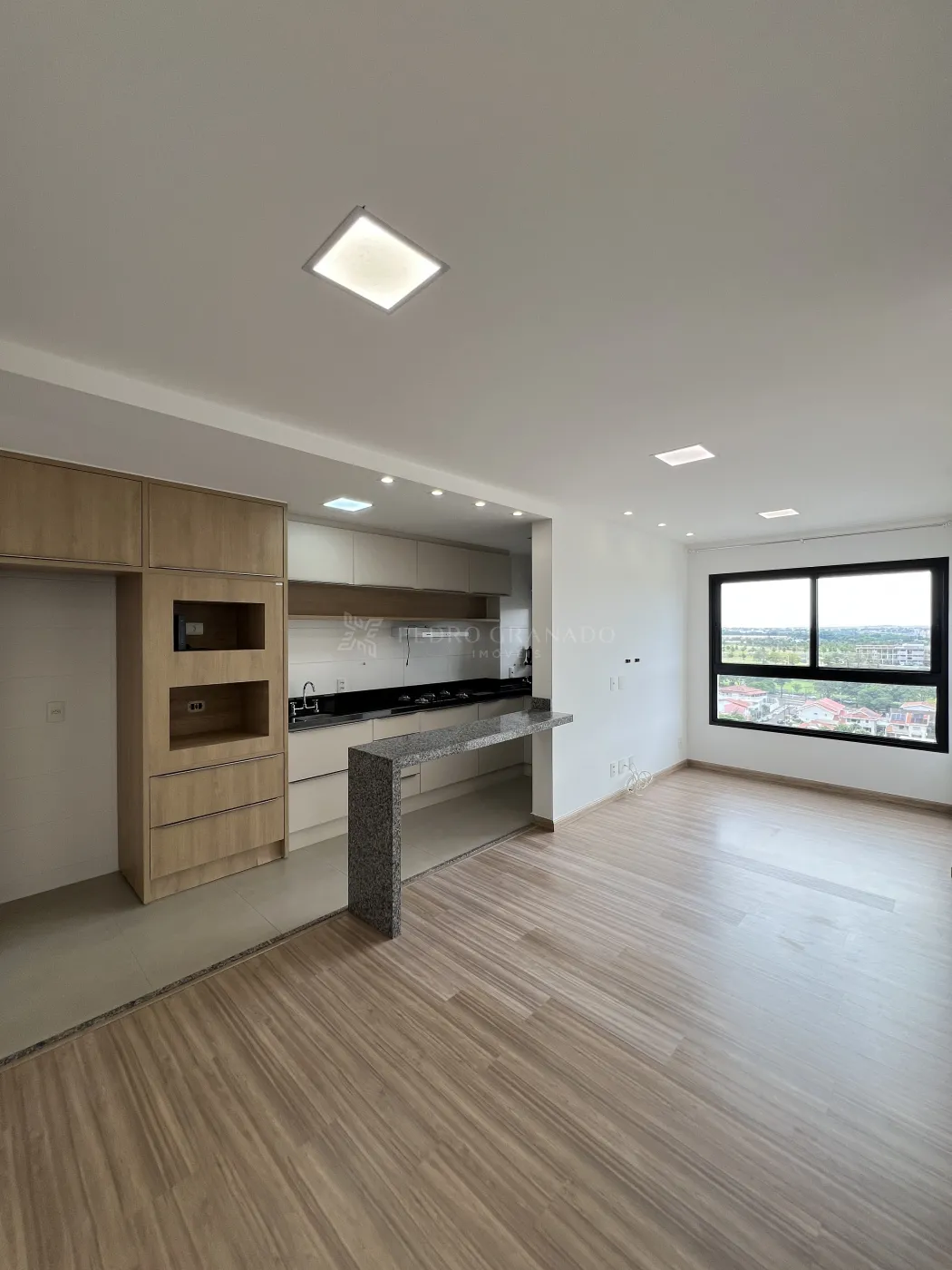 Apartamento para alugar em Zona 08, Maringá — Portal Chave Fácil
