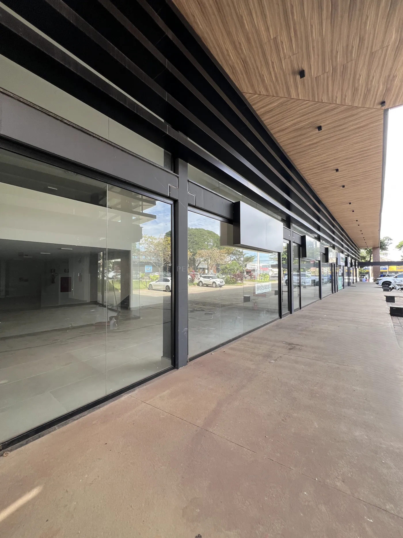 Edifício para alugar em Zona 06, Maringá — Portal Chave Fácil
