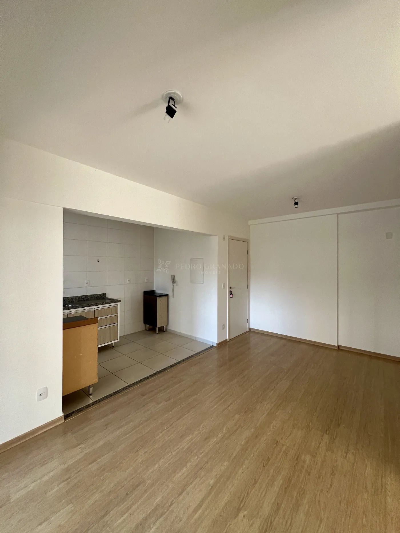 Apartamento para alugar em Zona 02, Maringá — Portal Chave Fácil