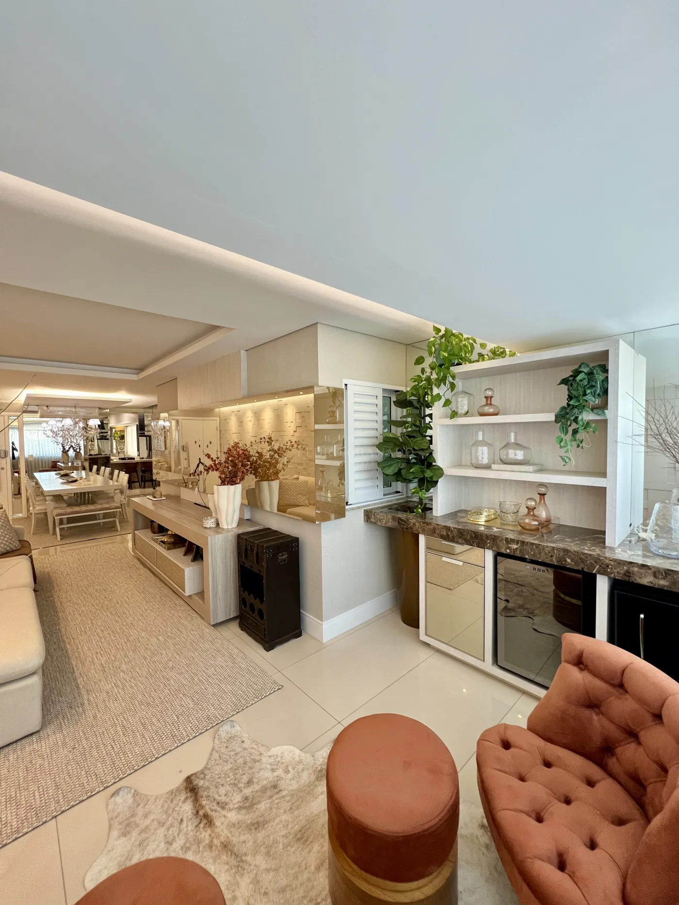 Apartamento para alugar em Zona 01, Maringá — Portal Chave Fácil
