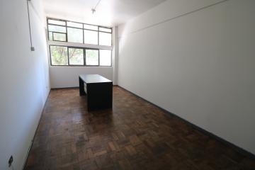Maringa CENTRO comercial Locacao R$ 550,00 Condominio R$180,00 