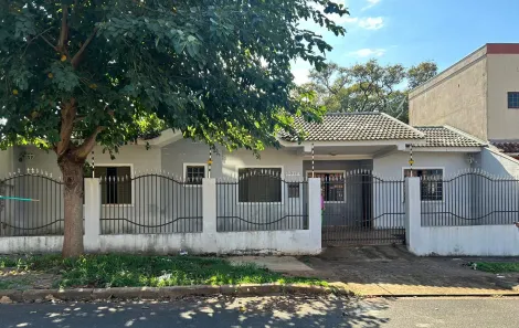 Maringa Zona 07 casasobrado Venda R$950.000,00 3 Dormitorios 2 Vagas Area do terreno 150.00m2 Area construida 110.00m2