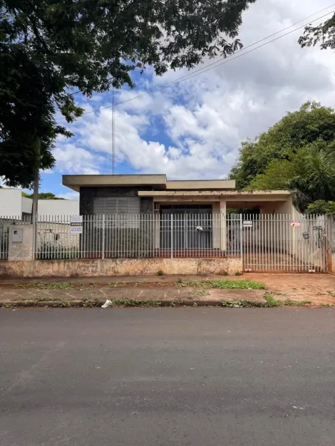 Maringa Vila Morangueira casasobrado Venda R$620.000,00 3 Dormitorios 6 Vagas Area do terreno 632.00m2 Area construida 244.02m2