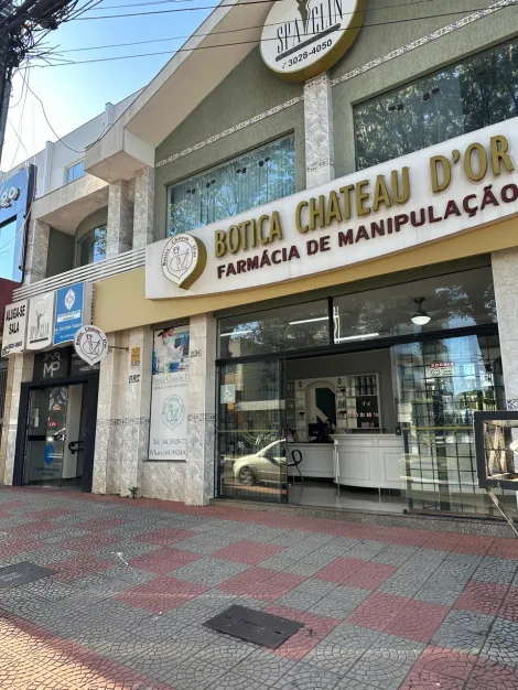 Maringa Zona 04 Comercial Locacao R$ 3.500,00 Condominio R$500,00  1 Vaga Area construida 200.00m2