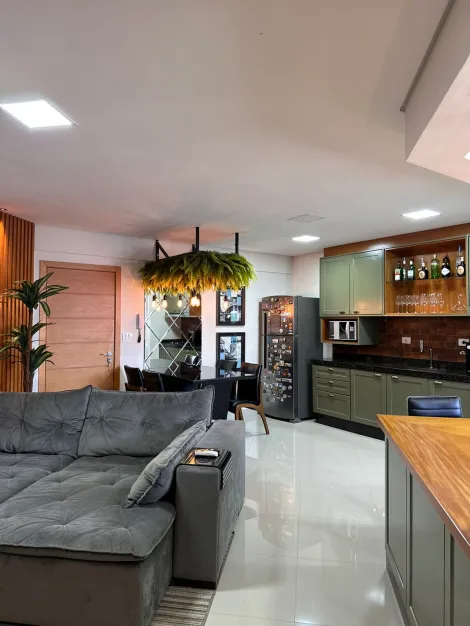 Maringa Zona 07 Apartamento Venda R$750.000,00 2 Dormitorios 2 Vagas Area construida 72.61m2