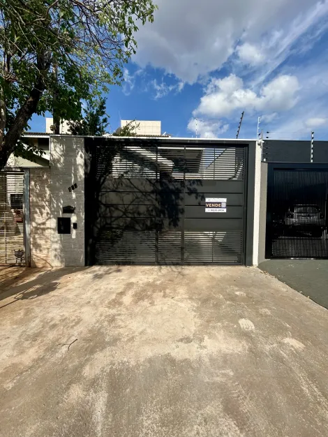 Maringa Jardim Paris III casasobrado Venda R$780.000,00 3 Dormitorios 3 Vagas Area do terreno 150.00m2 Area construida 194.43m2