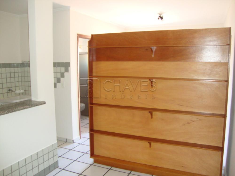Alugar Apartamento / Padr&atilde;o em Ribeir&atilde;o Preto R$ 750,00 - Foto 3
