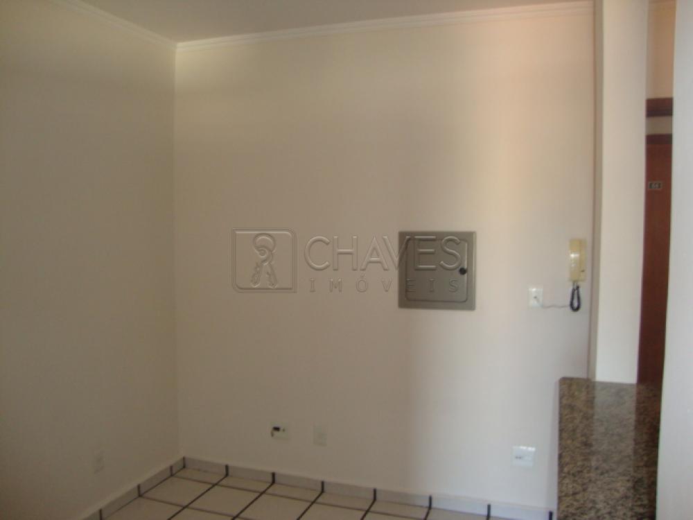 Alugar Apartamento / Padr&atilde;o em Ribeir&atilde;o Preto R$ 750,00 - Foto 4