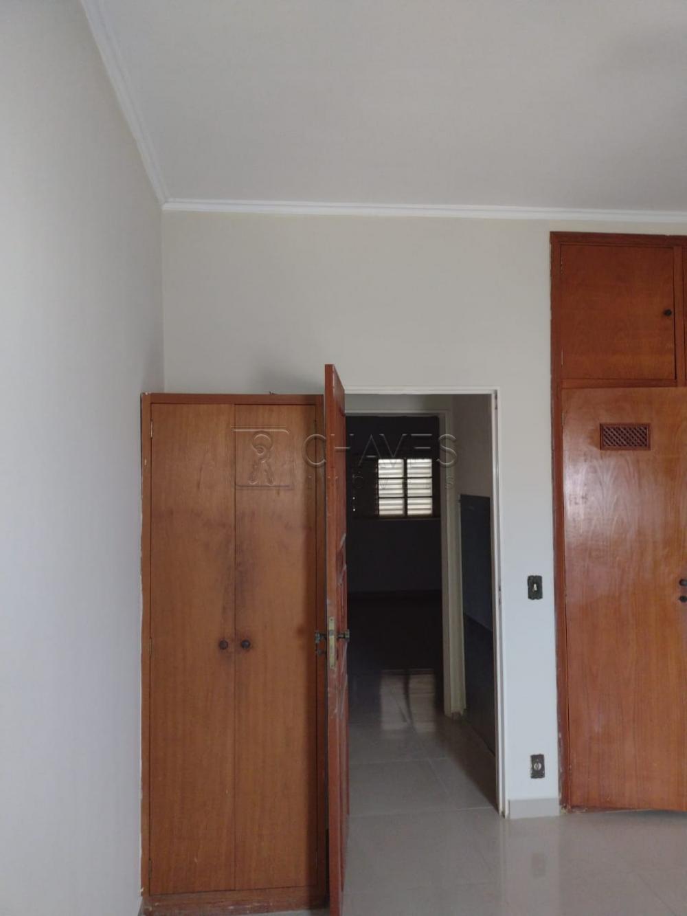 Alugar Apartamento / Padr&atilde;o em Ribeir&atilde;o Preto R$ 800,00 - Foto 17