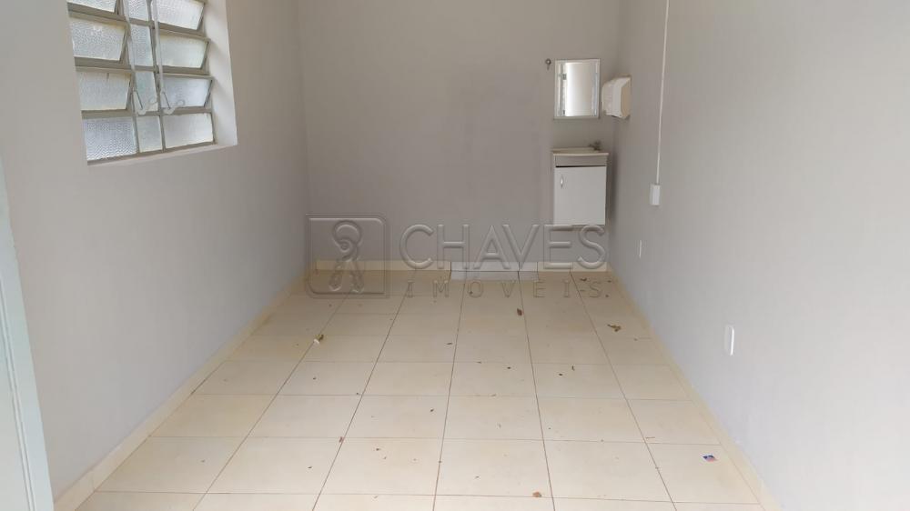 Alugar Casa / Padr&atilde;o em Ribeir&atilde;o Preto R$ 1.700,00 - Foto 4
