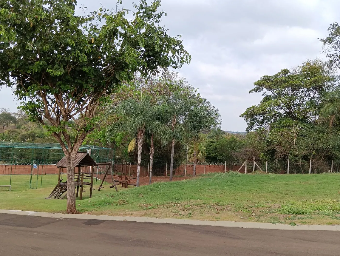 Comprar Terreno / Condom&iacute;nio em Ribeir&atilde;o Preto R$ 235.000,00 - Foto 4