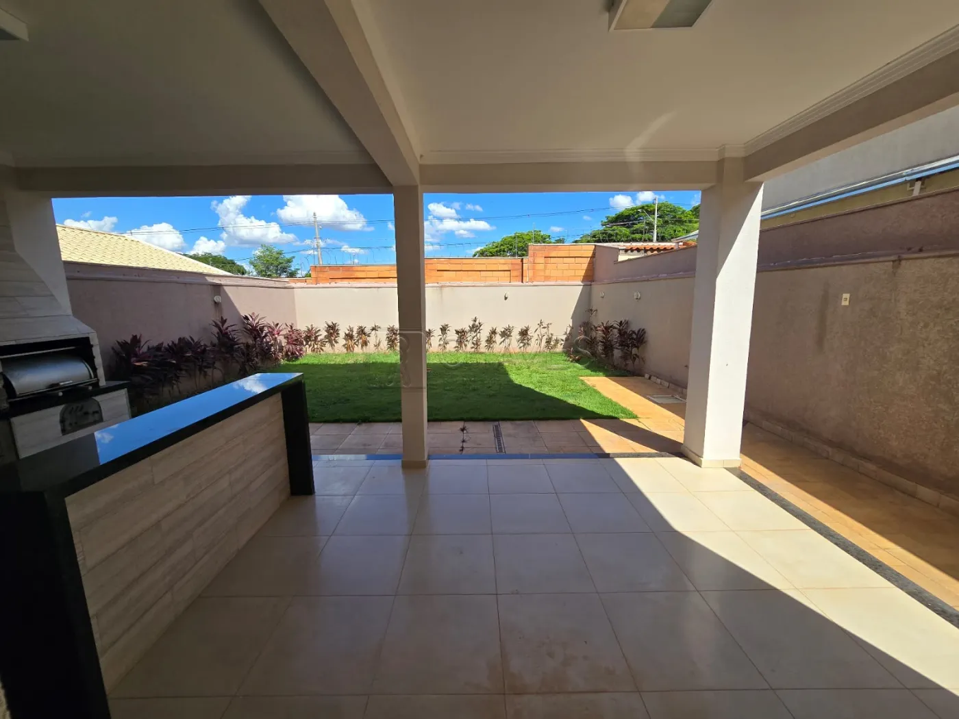 Alugar Casa / Condom&iacute;nio em Bonfim Paulista R$ 7.000,00 - Foto 3