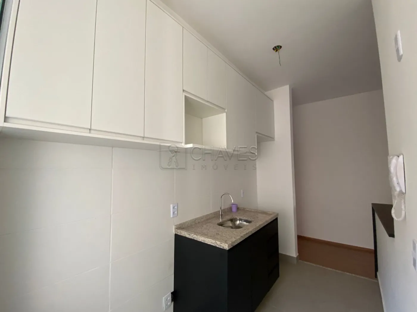 Alugar Apartamento / Padr&atilde;o em Ribeir&atilde;o Preto R$ 2.300,00 - Foto 4