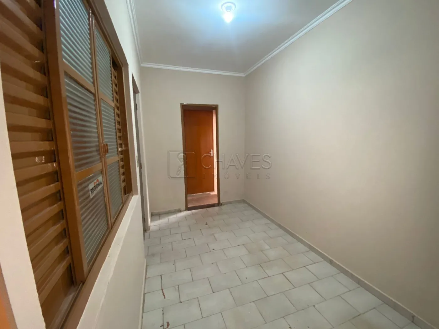 Alugar Comercial / Sal&atilde;o em Ribeir&atilde;o Preto R$ 2.500,00 - Foto 3