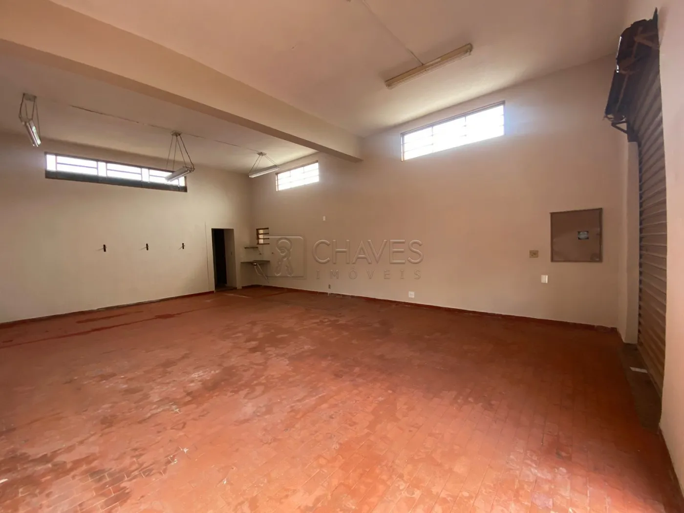 Alugar Comercial / Sal&atilde;o em Ribeir&atilde;o Preto R$ 2.500,00 - Foto 1