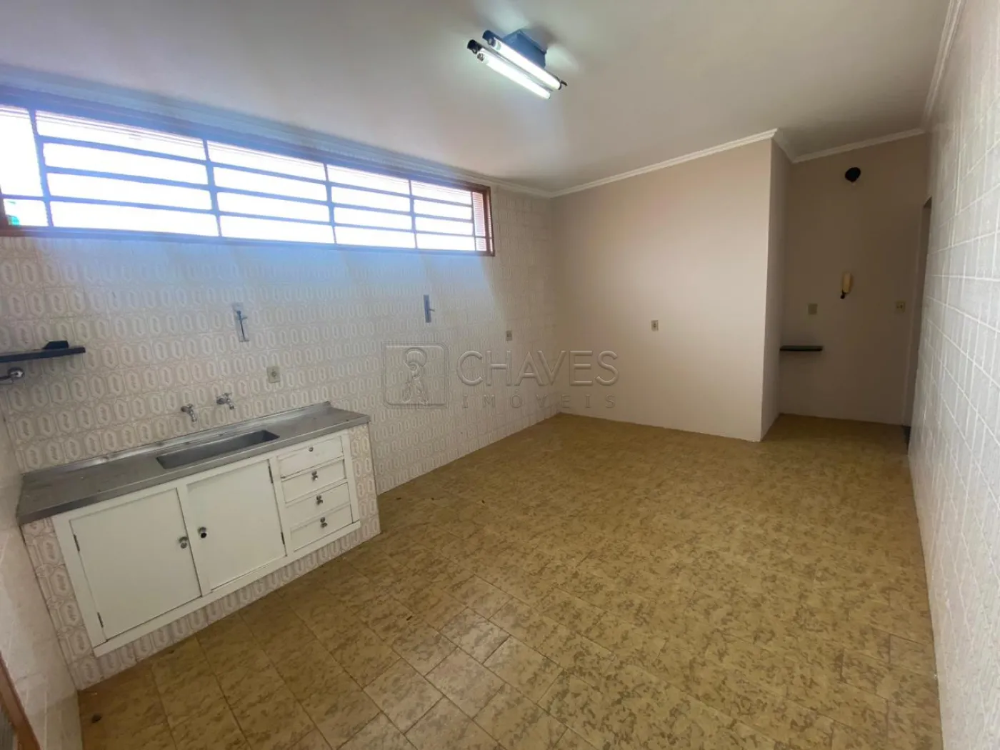 Alugar Casa / Padr&atilde;o em Ribeir&atilde;o Preto R$ 2.300,00 - Foto 3