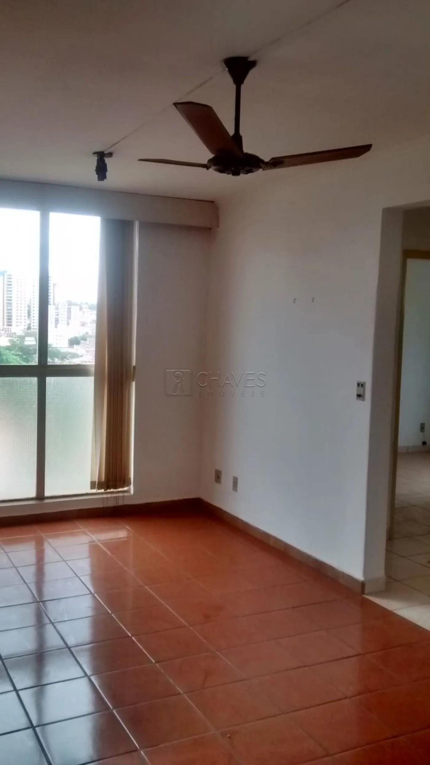 Alugar Apartamento / Padr&atilde;o em Ribeir&atilde;o Preto R$ 1.300,00 - Foto 1