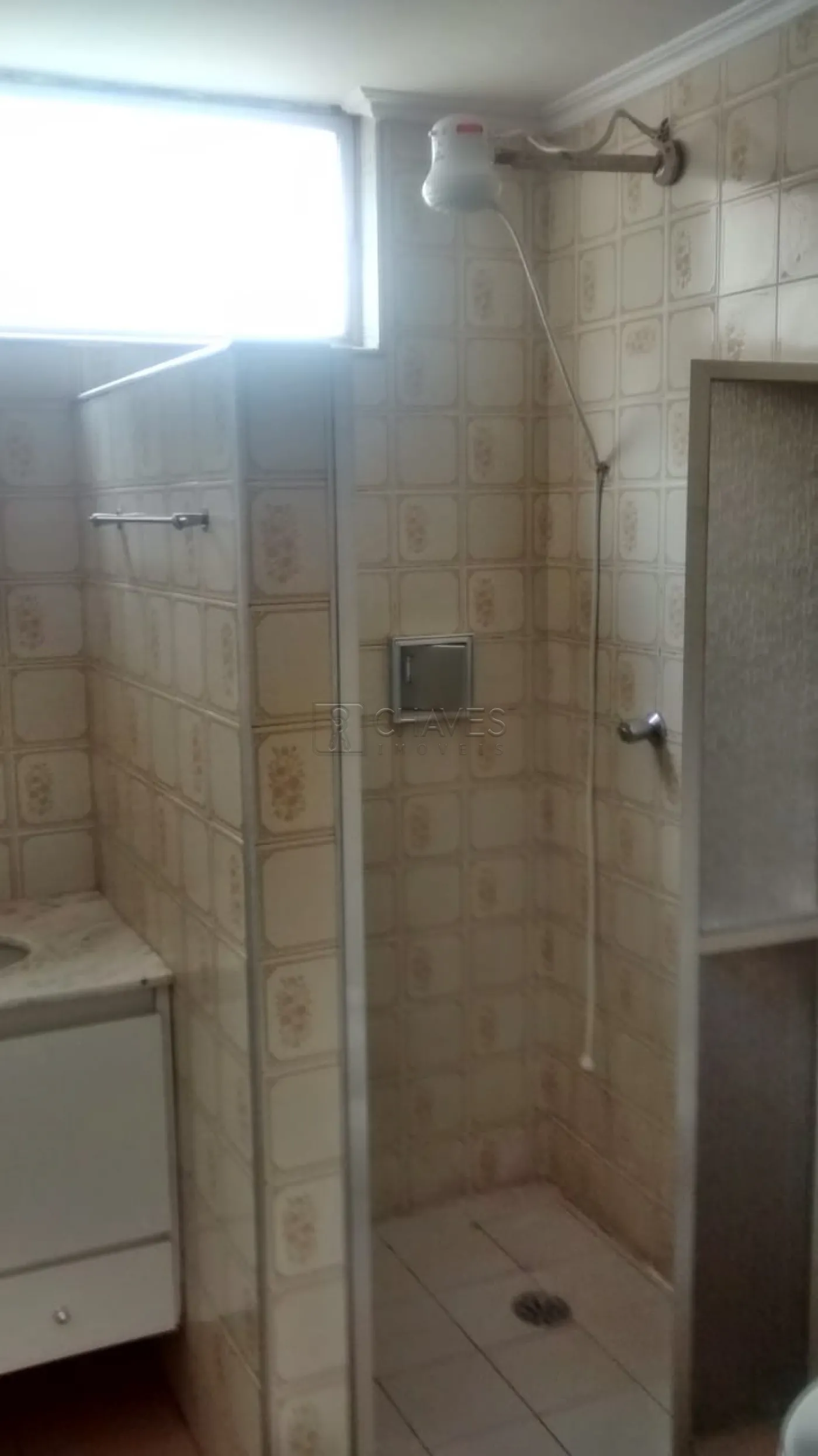 Alugar Apartamento / Padr&atilde;o em Ribeir&atilde;o Preto R$ 1.300,00 - Foto 17