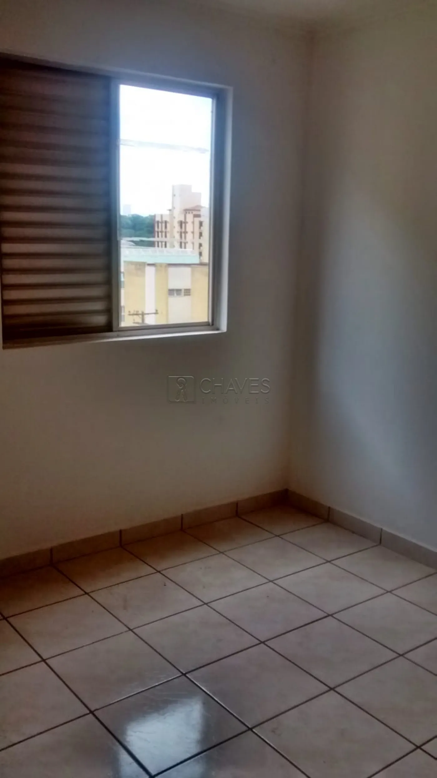 Alugar Apartamento / Padr&atilde;o em Ribeir&atilde;o Preto R$ 1.300,00 - Foto 3