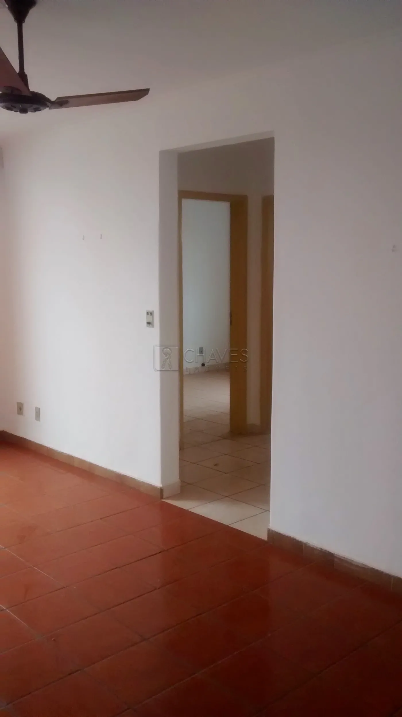 Alugar Apartamento / Padr&atilde;o em Ribeir&atilde;o Preto R$ 1.300,00 - Foto 2