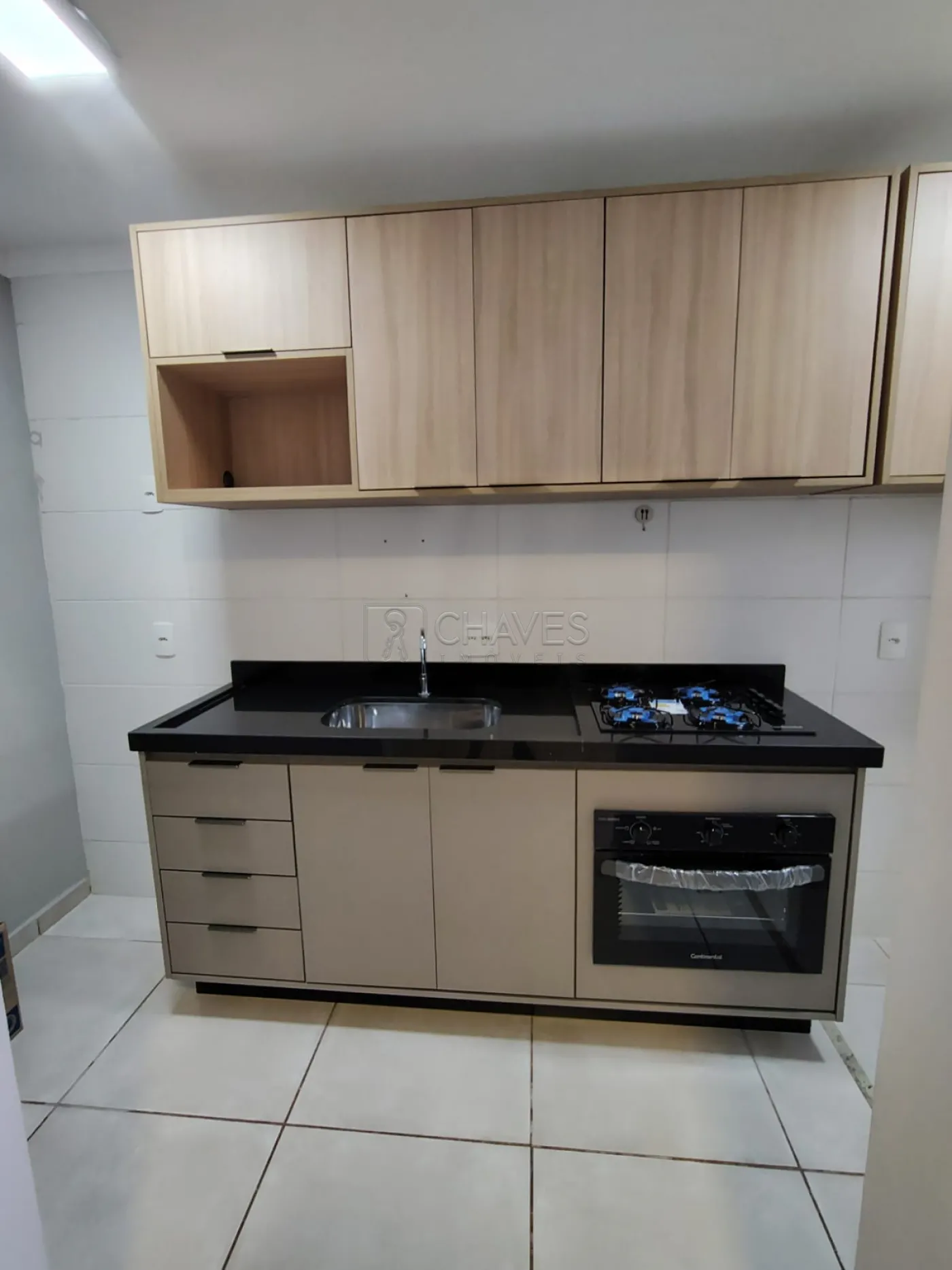 Alugar Apartamento / Padr&atilde;o em Ribeir&atilde;o Preto R$ 1.950,00 - Foto 4