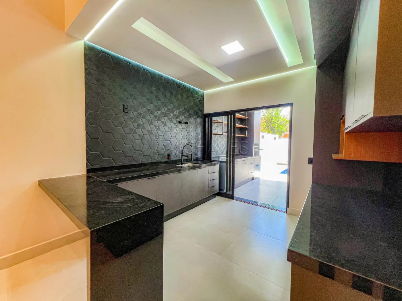Comprar Casa / Condom&iacute;nio em Bonfim Paulista R$ 1.350.000,00 - Foto 5