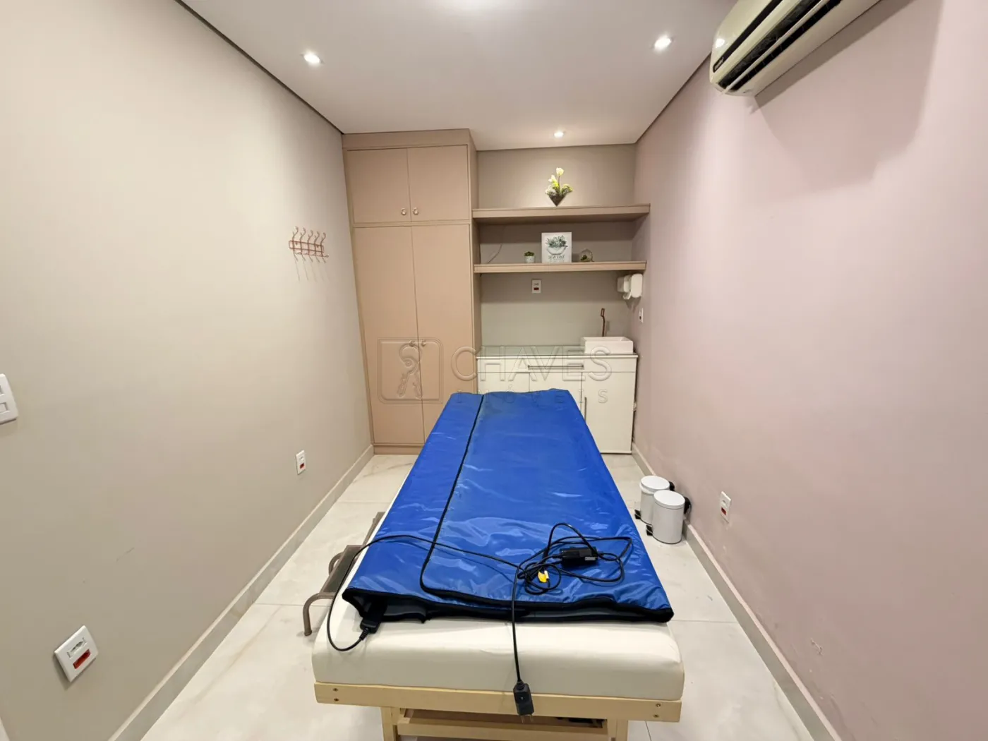 Alugar Comercial / Sal&atilde;o em Ribeir&atilde;o Preto R$ 3.500,00 - Foto 5