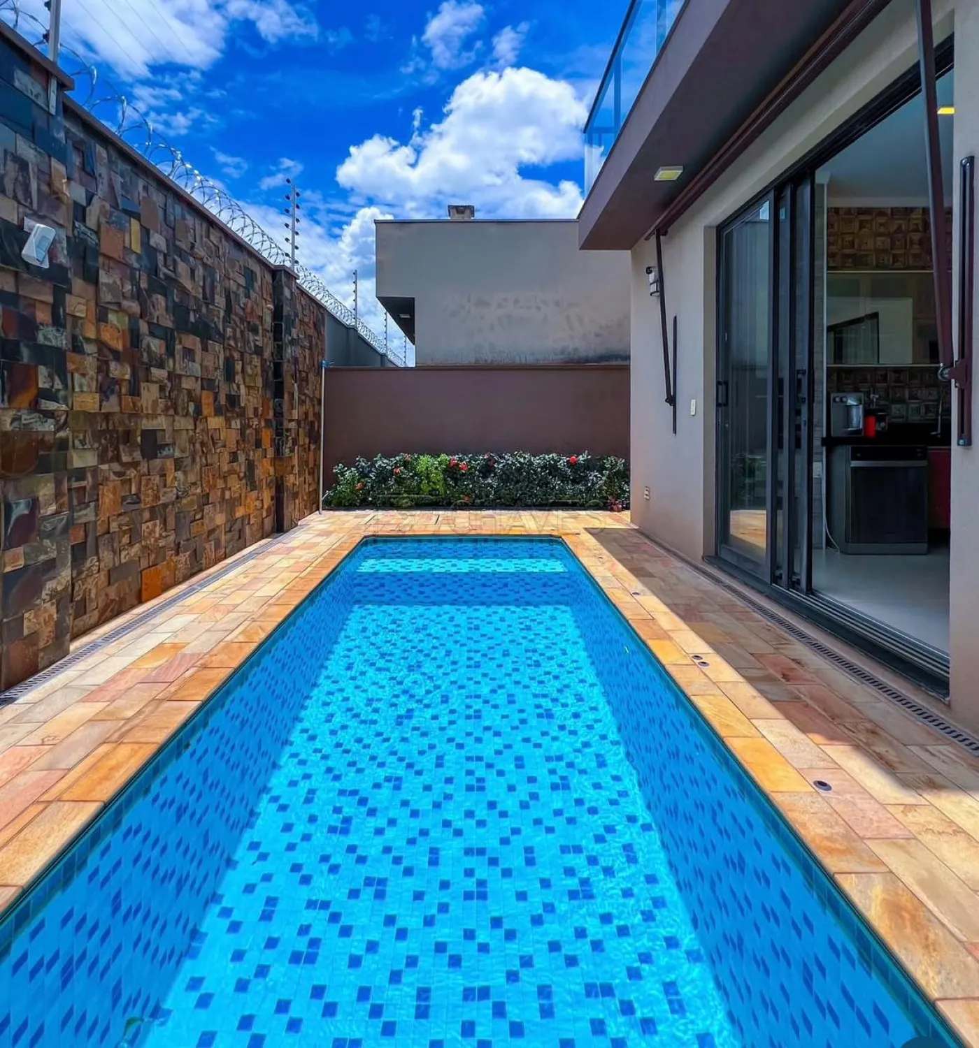 Comprar Casa / Condom&iacute;nio em Bonfim Paulista R$ 1.450.000,00 - Foto 2