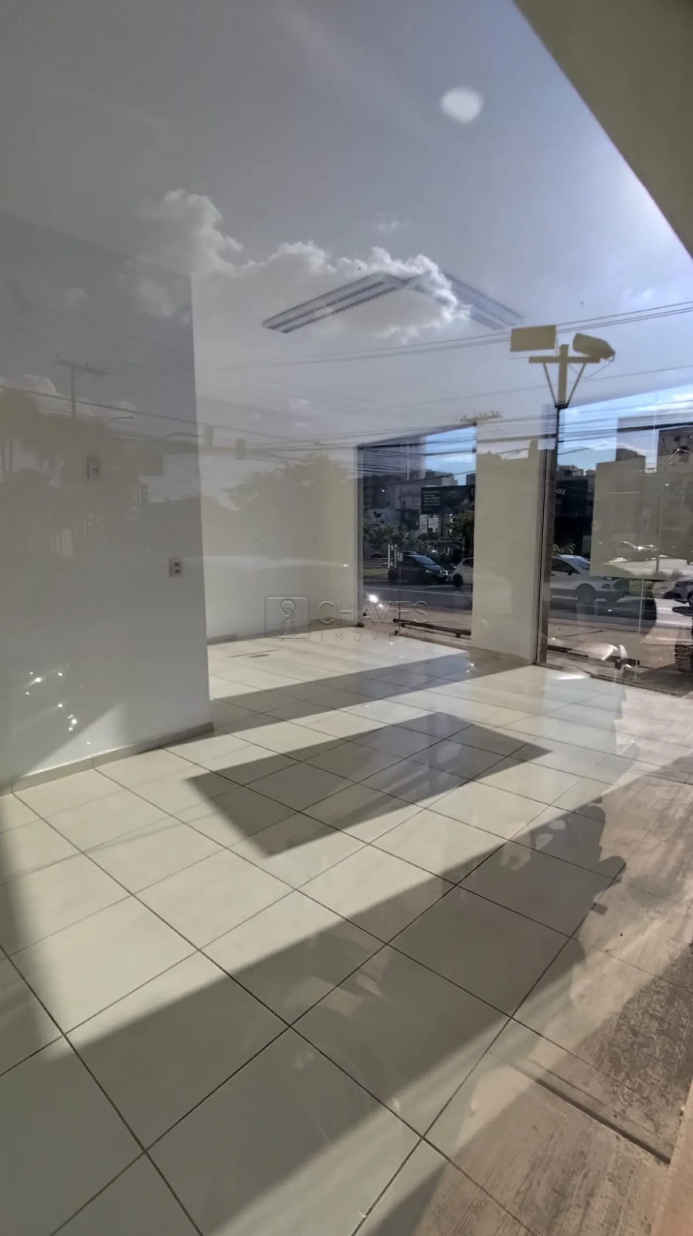 Alugar Comercial / Loja em Ribeir&atilde;o Preto R$ 3.800,00 - Foto 1