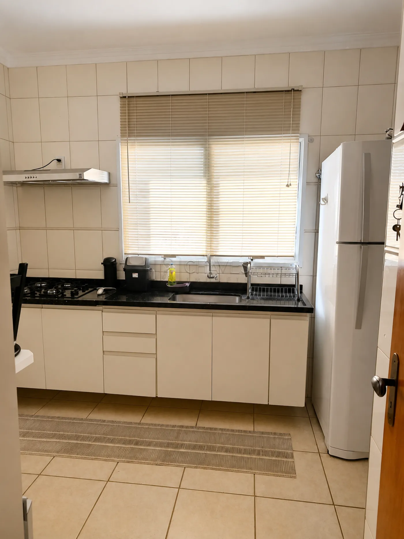 Alugar Apartamento / Padr&atilde;o em Ribeir&atilde;o Preto R$ 3.100,00 - Foto 2